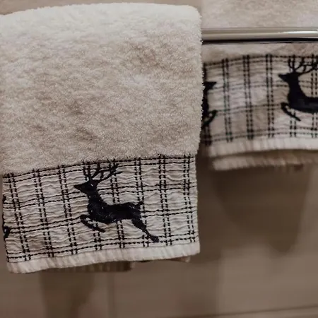 Alphouse By Monicare Apartamento *