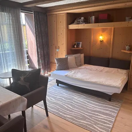 Alphouse By Monicare Apartamento *