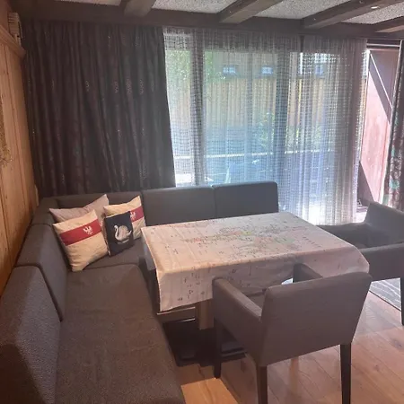 Alphouse By Monicare Apartamento *