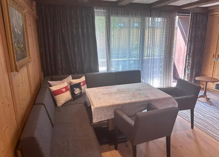 Alphouse By Monicare