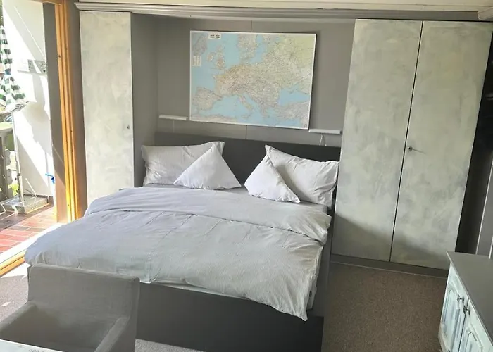 Alphouse By Monicare *